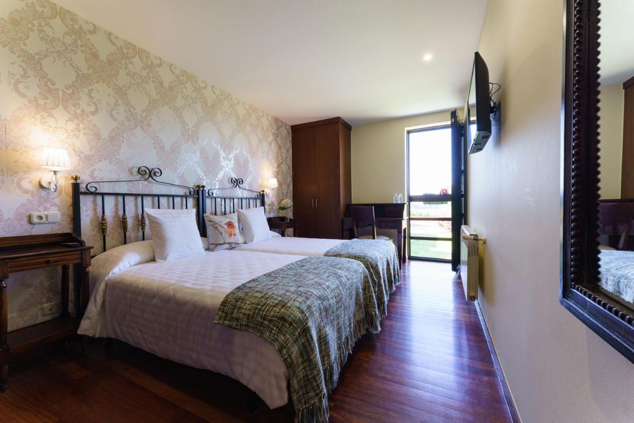 Arzúa Lar Da Mota Boutique Hotel מראה חיצוני תמונה
